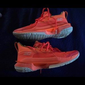 Curry 7s - SOUR PATCH Peach